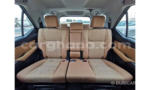 Ra Imported Toyota Fortuner funfun Ọkọ̀ in Import - Dubai ni Ashanti Ra Imported Toyota Fortuner funfun Ọkọ̀ in Import - Dubai ni Ashanti