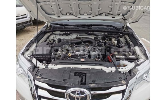 Ra Imported Toyota Fortuner funfun Ọkọ̀ in Import - Dubai ni Ashanti Ra Imported Toyota Fortuner funfun Ọkọ̀ in Import - Dubai ni Ashanti
