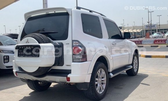 Sayi Imported Mitsubishi Pajero White Mota in Import - Dubai a Ashanti Sayi Imported Mitsubishi Pajero White Mota in Import - Dubai a Ashanti