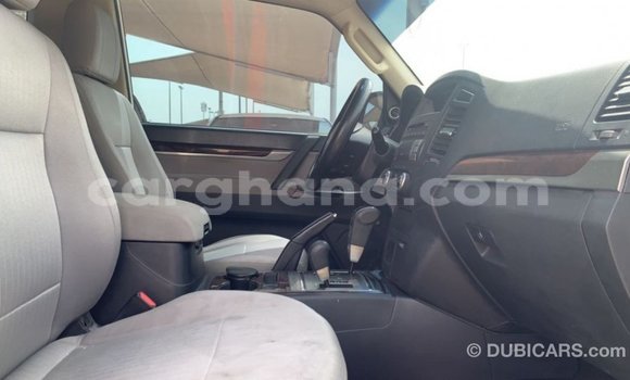 Sayi Imported Mitsubishi Pajero White Mota in Import - Dubai a Ashanti Sayi Imported Mitsubishi Pajero White Mota in Import - Dubai a Ashanti