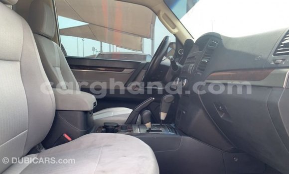 Sayi Imported Mitsubishi Pajero White Mota in Import - Dubai a Ashanti Sayi Imported Mitsubishi Pajero White Mota in Import - Dubai a Ashanti