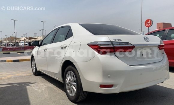 Sayi Imported Toyota Corolla White Mota in Import - Dubai a Ashanti Sayi Imported Toyota Corolla White Mota in Import - Dubai a Ashanti