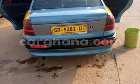 Sayi Na hannu Opel Astra Sauran Mota in Accra a Greater Accra