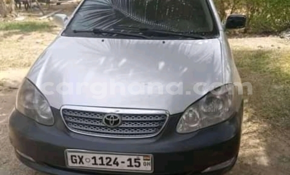 Sayi Na hannu Toyota Corolla Azurfa Mota in Accra a Greater Accra Sayi Na hannu Toyota Corolla Azurfa Mota in Accra a Greater Accra