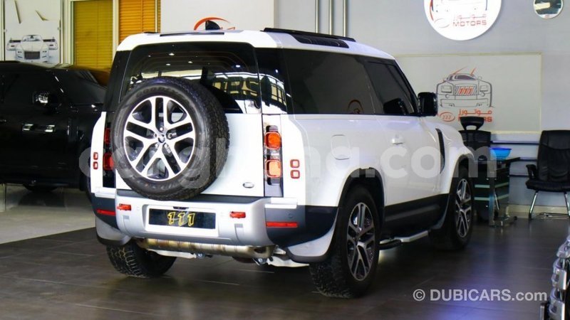 Big with watermark land rover defender ashanti import dubai 43147