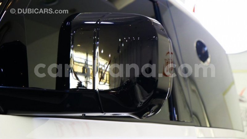 Big with watermark land rover defender ashanti import dubai 43147