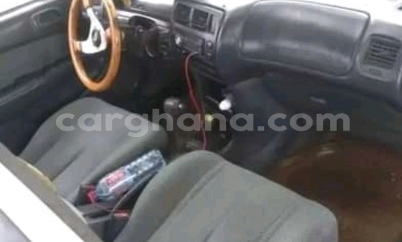 Sayi Na hannu Toyota Corolla Azurfa Mota in Accra a Greater Accra Sayi Na hannu Toyota Corolla Azurfa Mota in Accra a Greater Accra