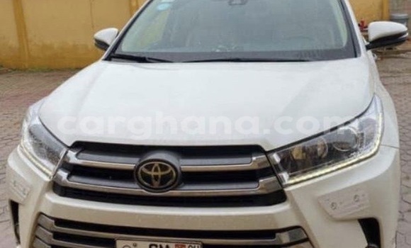 Buy Used Toyota Highlander White Car in Ashaiman in Greater Accra Buy Used Toyota Highlander White Car in Ashaiman in Greater Accra