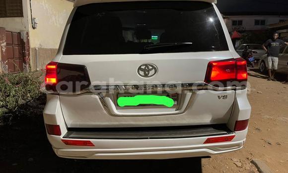 Sayi Na hannu Toyota Land Cruiser White Mota in Tema a Greater Accra Sayi Na hannu Toyota Land Cruiser White Mota in Tema a Greater Accra
