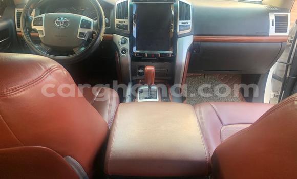 Sayi Na hannu Toyota Land Cruiser White Mota in Tema a Greater Accra Sayi Na hannu Toyota Land Cruiser White Mota in Tema a Greater Accra