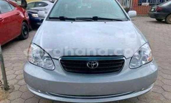 Sayi Na hannu Toyota Corolla Azurfa Mota in Accra a Greater Accra