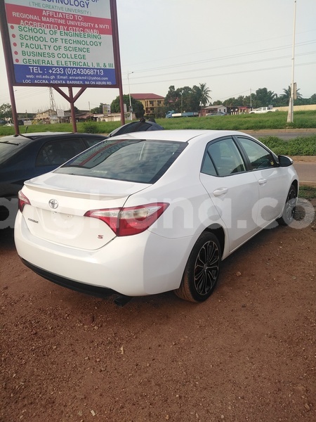 Big with watermark toyota corolla greater accra adenta 43197