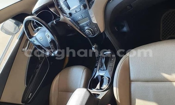 Buy Used Hyundai Santa Fe White Car in Ashaiman in Greater Accra Buy Used Hyundai Santa Fe White Car in Ashaiman in Greater Accra