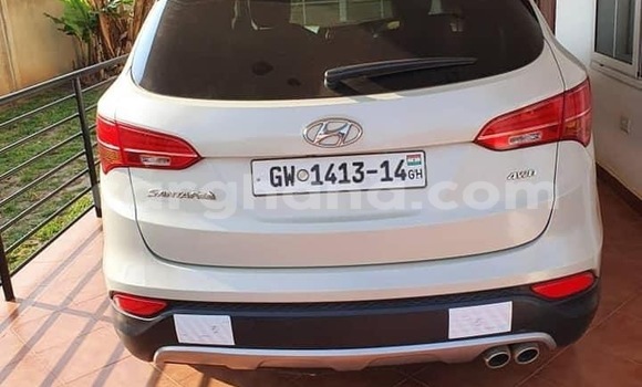 Buy Used Hyundai Santa Fe White Car in Ashaiman in Greater Accra Buy Used Hyundai Santa Fe White Car in Ashaiman in Greater Accra