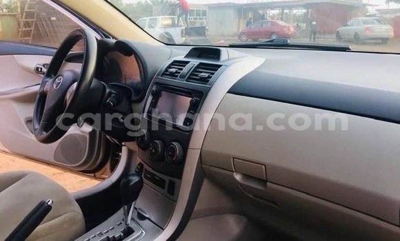 Sayi Na hannu Toyota Corolla Azurfa Mota in Accra a Greater Accra Sayi Na hannu Toyota Corolla Azurfa Mota in Accra a Greater Accra