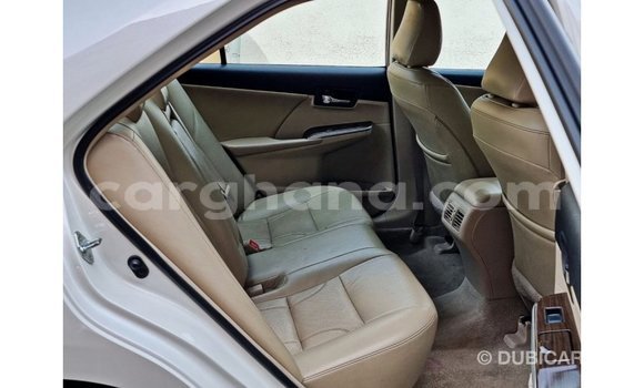 Sayi Imported Toyota Camry White Mota in Import - Dubai a Ashanti Sayi Imported Toyota Camry White Mota in Import - Dubai a Ashanti