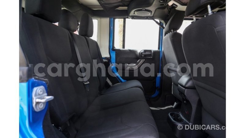 Big with watermark jeep wrangler ashanti import dubai 43220