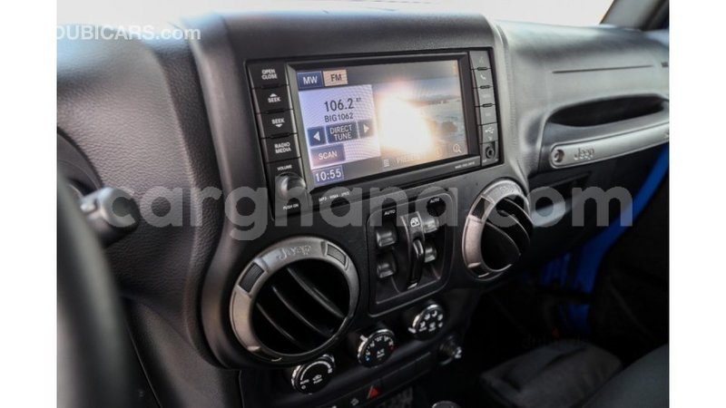 Big with watermark jeep wrangler ashanti import dubai 43220