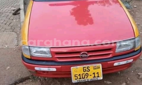 Ra Àlòkù Opel Astra Red Ọkọ̀ in Accra ni Greater Accra
