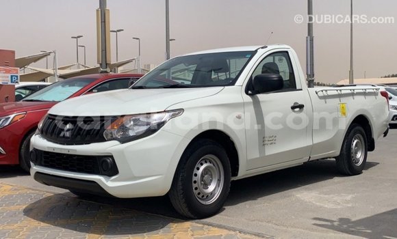 Ra Imported Mitsubishi L200 funfun Ọkọ̀ in Import - Dubai ni Ashanti Ra Imported Mitsubishi L200 funfun Ọkọ̀ in Import - Dubai ni Ashanti