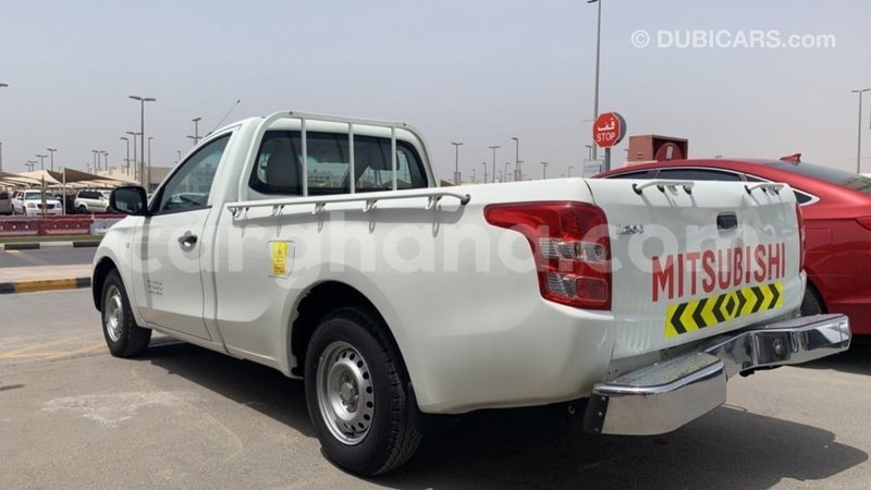 Big with watermark mitsubishi l200 ashanti import dubai 43241