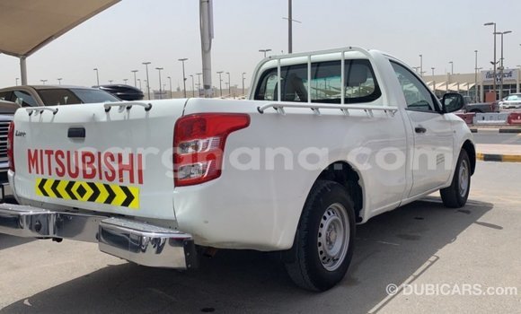 Ra Imported Mitsubishi L200 funfun Ọkọ̀ in Import - Dubai ni Ashanti Ra Imported Mitsubishi L200 funfun Ọkọ̀ in Import - Dubai ni Ashanti