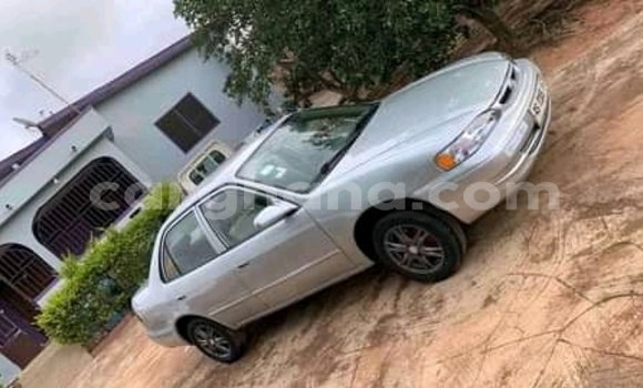 Sayi Na hannu Toyota Corolla Azurfa Mota in Accra a Greater Accra Sayi Na hannu Toyota Corolla Azurfa Mota in Accra a Greater Accra