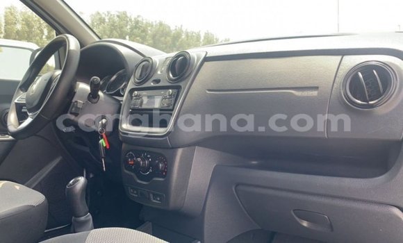 Ra Imported Renault 19 funfun Ọkọ̀ in Import - Dubai ni Ashanti Ra Imported Renault 19 funfun Ọkọ̀ in Import - Dubai ni Ashanti