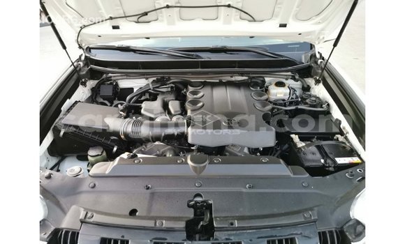 Buy Import Toyota Prado White Car in Import - Dubai in Ashanti Buy Import Toyota Prado White Car in Import - Dubai in Ashanti