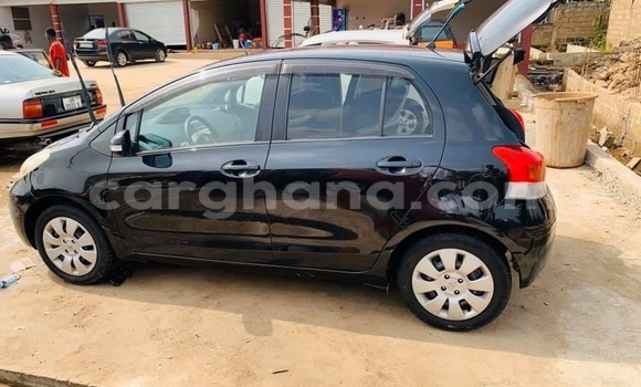 Sayi Na hannu Toyota Vitz Black Mota in Accra a Greater Accra Sayi Na hannu Toyota Vitz Black Mota in Accra a Greater Accra