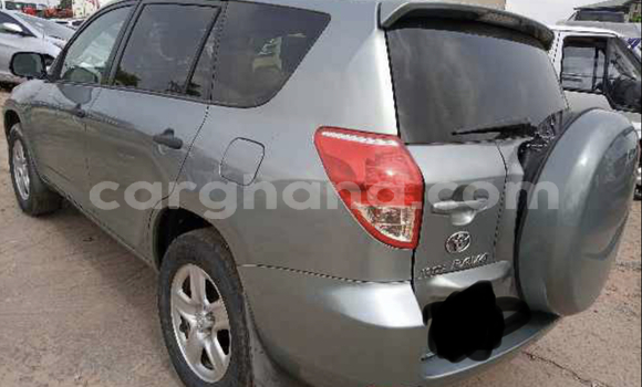 Ra Àlòkù Toyota RAV4 Miiran Ọkọ̀ in Accra ni Greater Accra Ra Àlòkù Toyota RAV4 Miiran Ọkọ̀ in Accra ni Greater Accra