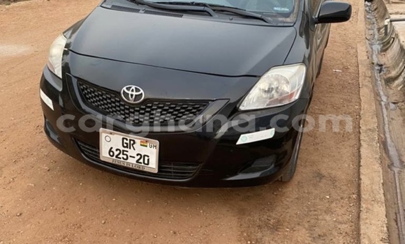 Buy Used Toyota Yaris Black Car in Accra in Greater Accra