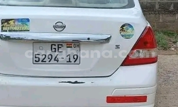 Ra Àlòkù Nissan 720 Miiran Ọkọ̀ in Accra ni Greater Accra Ra Àlòkù Nissan 720 Miiran Ọkọ̀ in Accra ni Greater Accra