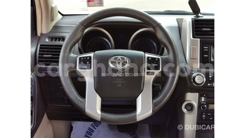 Big with watermark toyota prado ashanti import dubai 43303