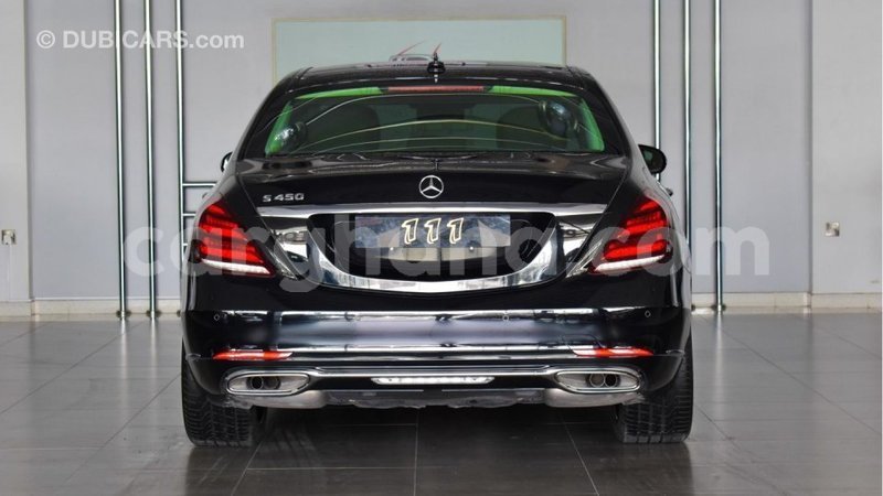 Big with watermark mercedes benz a200 ashanti import dubai 43310