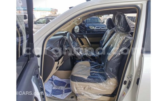 Ra Imported Toyota Prado funfun Ọkọ̀ in Import - Dubai ni Ashanti Ra Imported Toyota Prado funfun Ọkọ̀ in Import - Dubai ni Ashanti