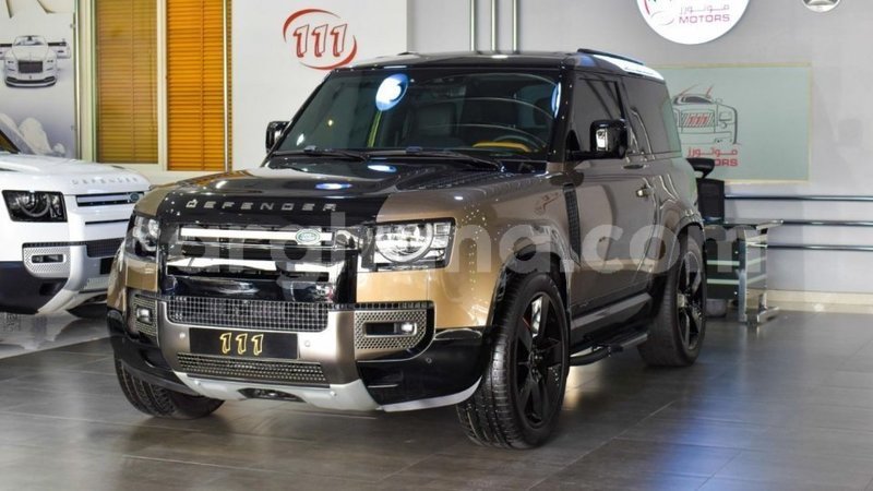 Big with watermark land rover defender ashanti import dubai 43316