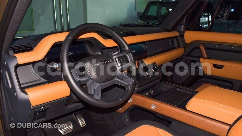 Big with watermark land rover defender ashanti import dubai 43316