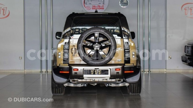 Big with watermark land rover defender ashanti import dubai 43316