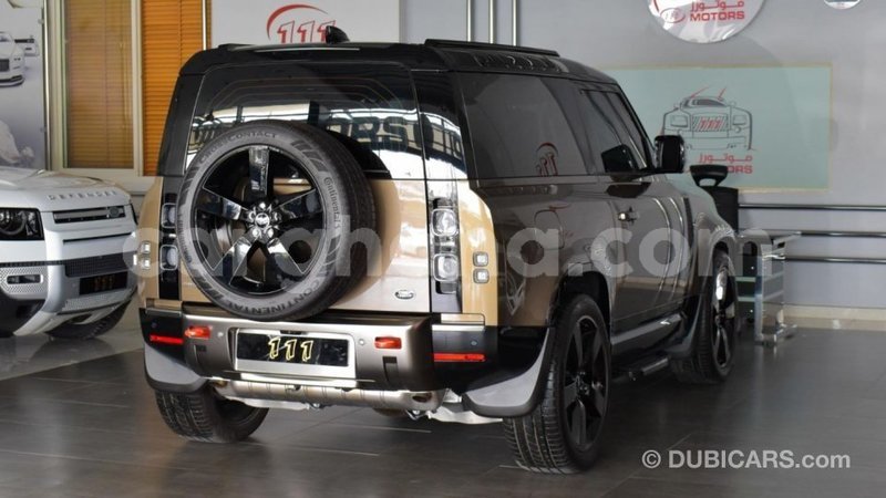 Big with watermark land rover defender ashanti import dubai 43316