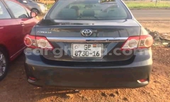 Sayi Na hannu Toyota Corolla Black Mota in Accra a Greater Accra Sayi Na hannu Toyota Corolla Black Mota in Accra a Greater Accra