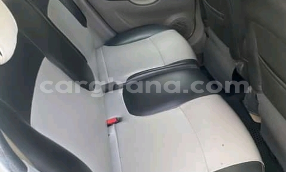 Sayi Na hannu Toyota Corolla White Mota in Accra a Greater Accra Sayi Na hannu Toyota Corolla White Mota in Accra a Greater Accra