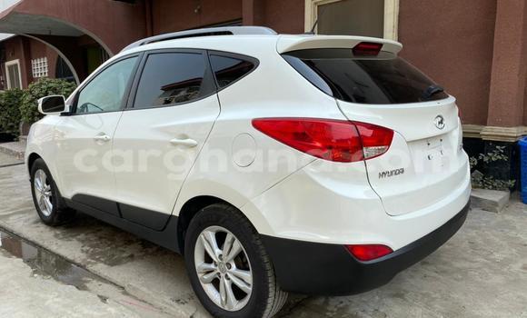 Buy Used Hyundai Tucson White Car in Sekondi–Takoradi Metropolitan in Western Buy Used Hyundai Tucson White Car in Sekondi–Takoradi Metropolitan in Western