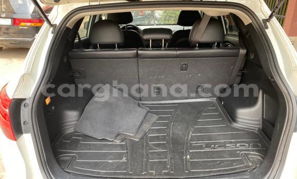 Buy Used Hyundai Tucson White Car in Sekondi–Takoradi Metropolitan in Western Buy Used Hyundai Tucson White Car in Sekondi–Takoradi Metropolitan in Western