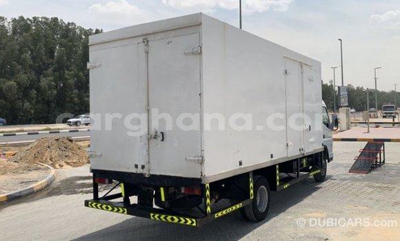 Ra Imported Mitsubishi Carisma funfun Ọkọ̀ in Import - Dubai ni Ashanti Ra Imported Mitsubishi Carisma funfun Ọkọ̀ in Import - Dubai ni Ashanti