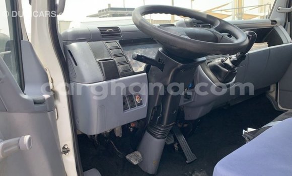 Ra Imported Mitsubishi Carisma funfun Ọkọ̀ in Import - Dubai ni Ashanti Ra Imported Mitsubishi Carisma funfun Ọkọ̀ in Import - Dubai ni Ashanti