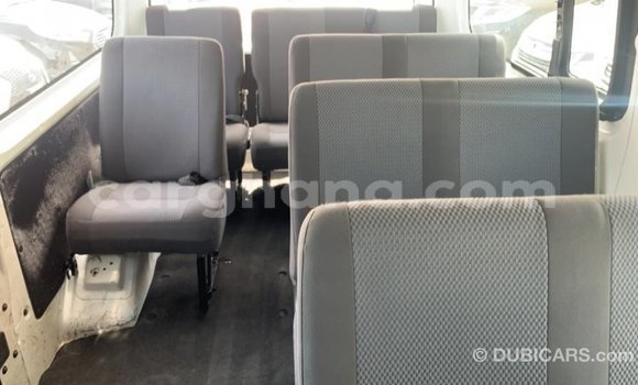 Sayi Imported Nissan Urvan White Mota in Import - Dubai a Ashanti Sayi Imported Nissan Urvan White Mota in Import - Dubai a Ashanti