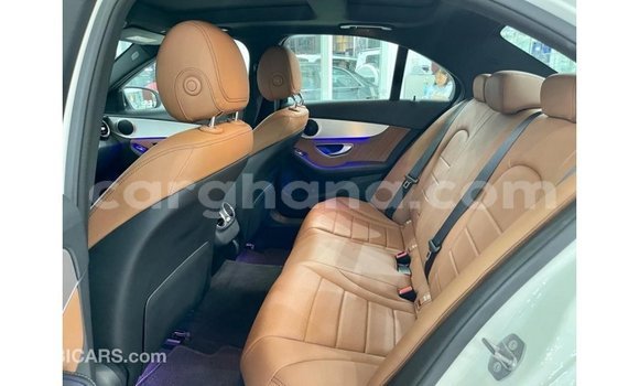 Ra Imported Mercedes-Benz A200 funfun Ọkọ̀ in Import - Dubai ni Ashanti Ra Imported Mercedes-Benz A200 funfun Ọkọ̀ in Import - Dubai ni Ashanti