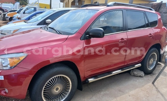 Sayi Na hannu Toyota RAV4 Red Mota in Accra a Greater Accra Sayi Na hannu Toyota RAV4 Red Mota in Accra a Greater Accra