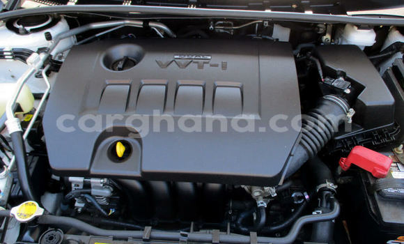 Ra Àlòkù Toyota Corolla funfun Ọkọ̀ in Accra ni Greater Accra Ra Àlòkù Toyota Corolla funfun Ọkọ̀ in Accra ni Greater Accra
